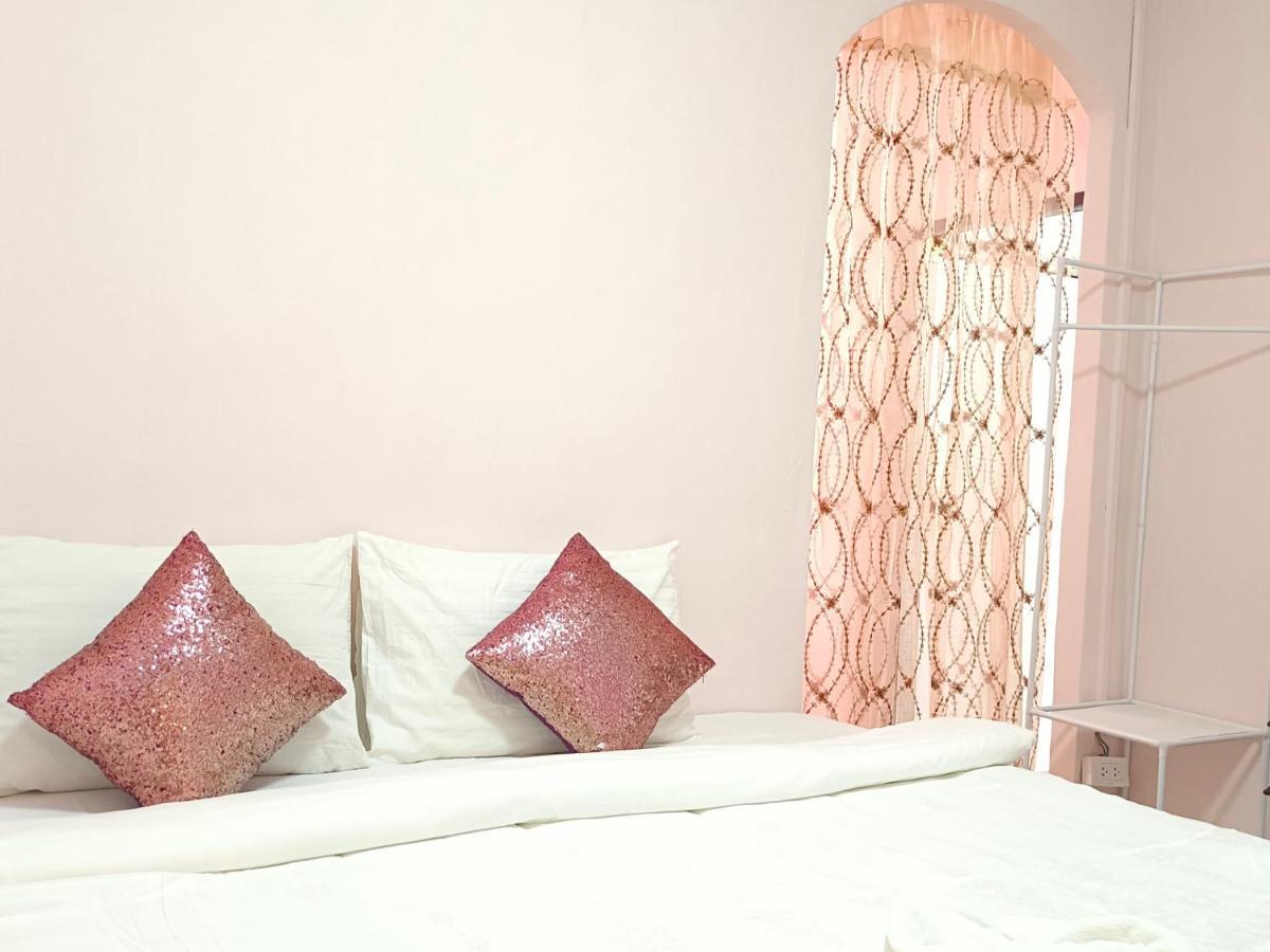 Mandala Beach Villa Jomtiean Джомтиен Бийч Екстериор снимка