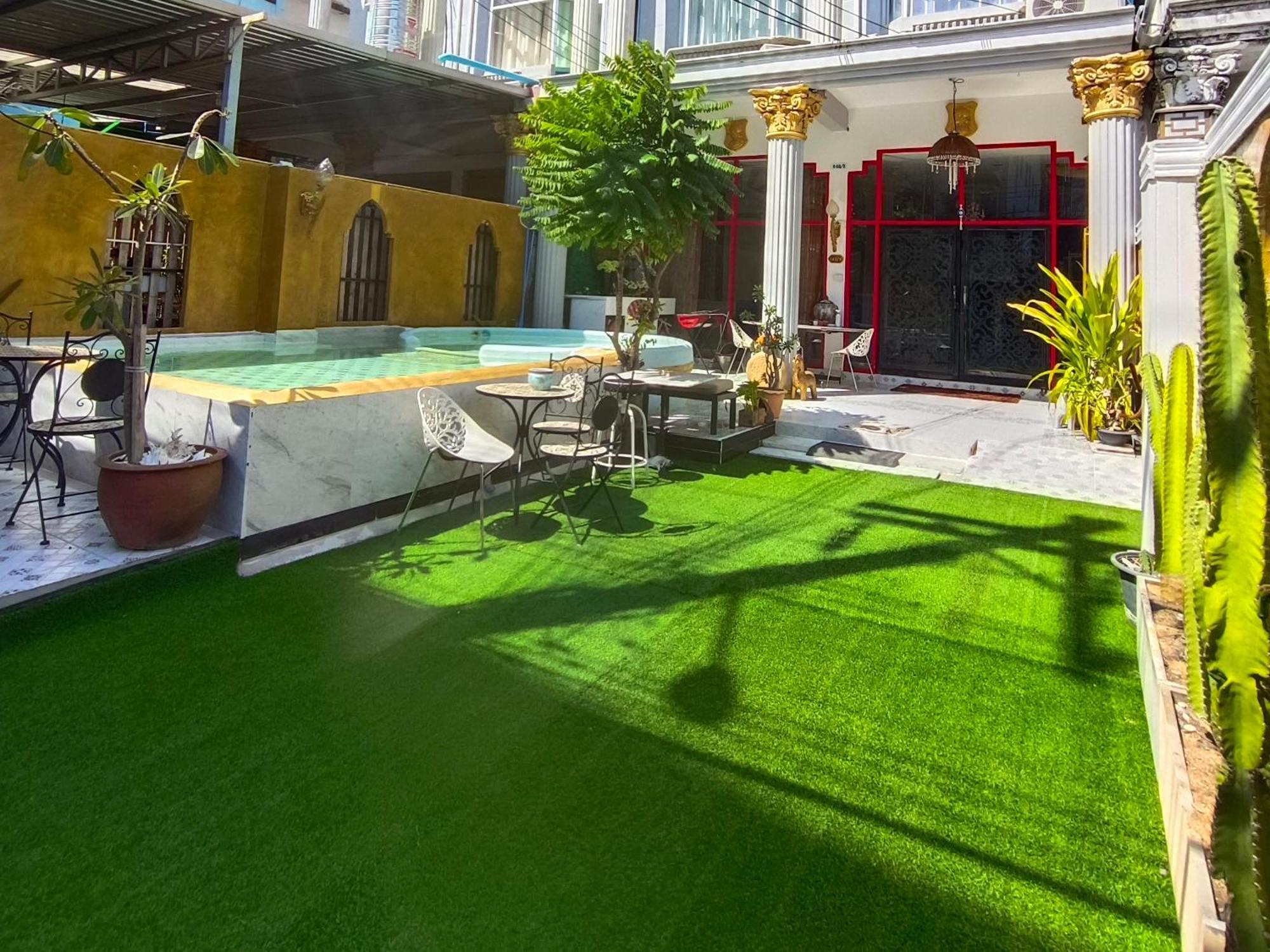 Mandala Beach Villa Jomtiean Джомтиен Бийч Екстериор снимка